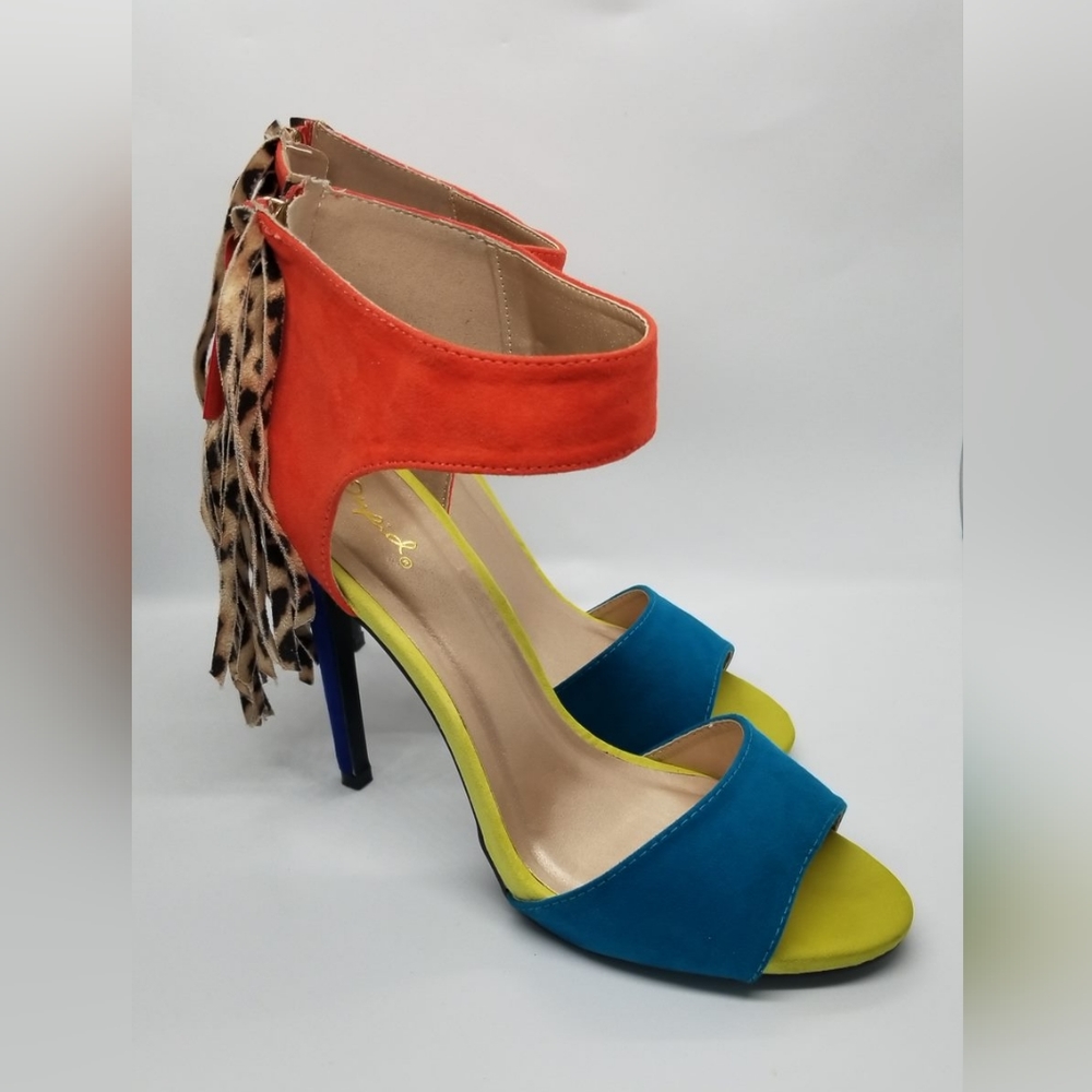 Color Block Pumps - Picture 3 of 4